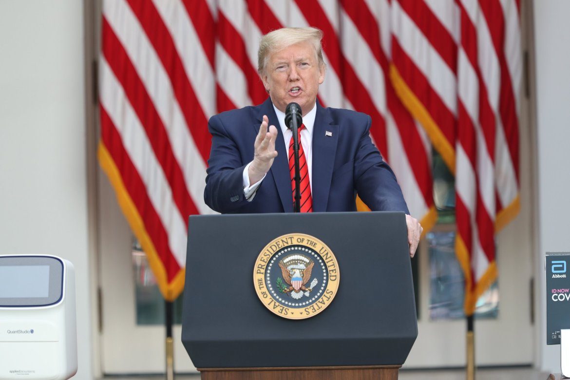 ردّ عليها “اسألي السؤال للصين”.. فيديو لترامب وهو ينهي مؤتمراً بعد سجاله مع صحفية أصلها آسيوي