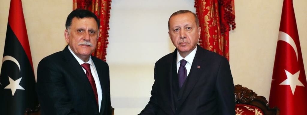 رجب طيب أردوغان مع فايز السراح