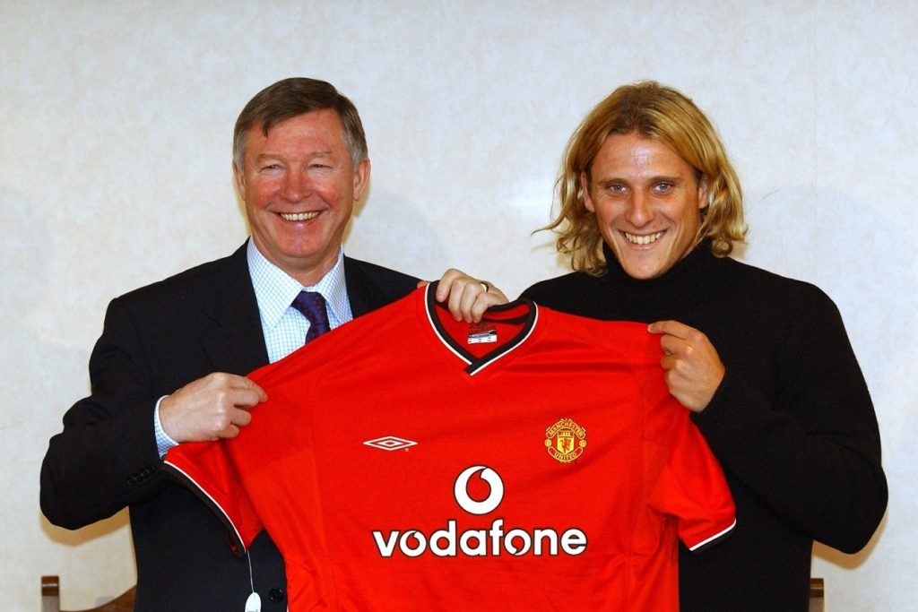 دييغو فورلان لم يحقق أي نجاحات مع مانشستر يونايتد (رويترز)