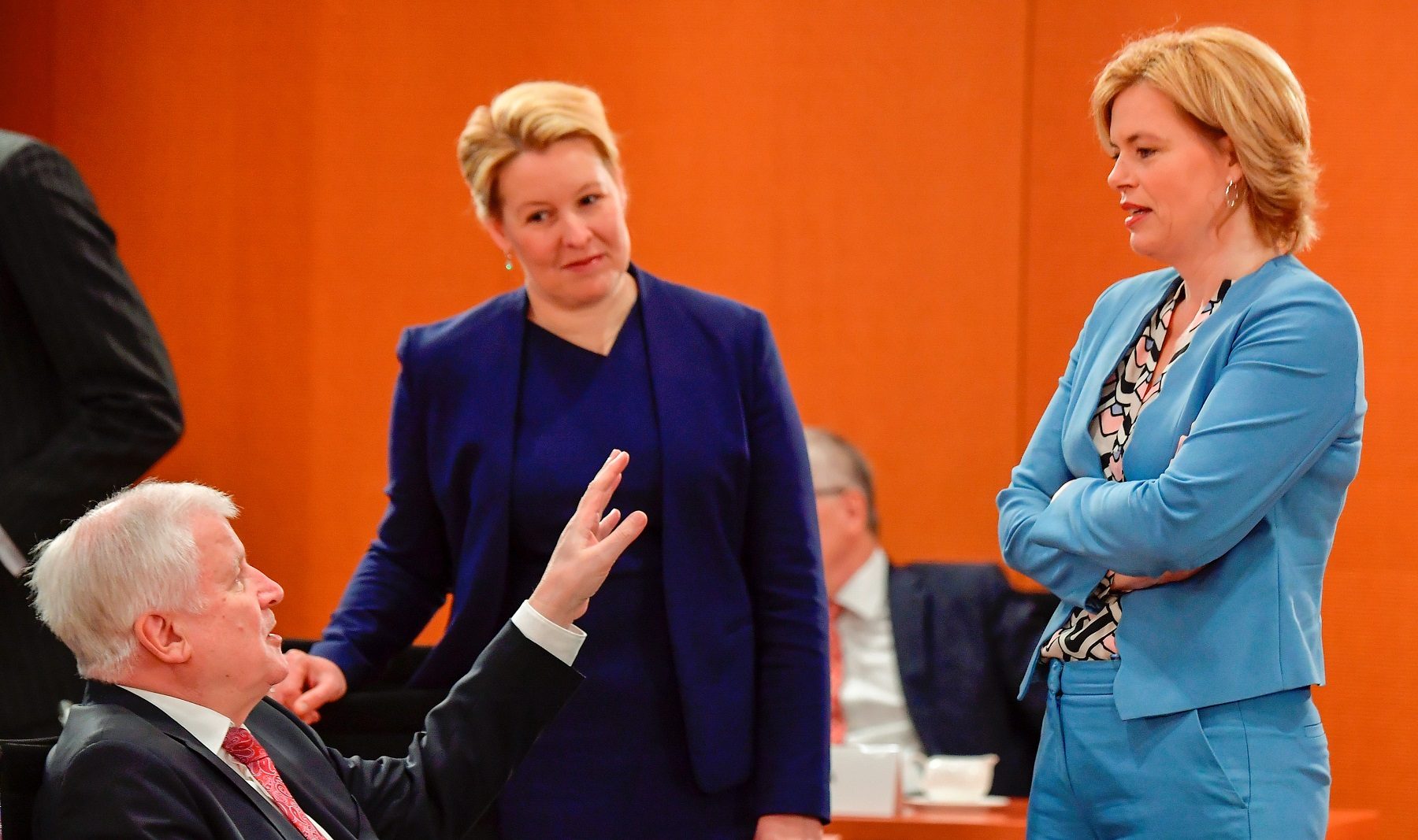 بعدما اتهمه بـ”هدم الدولة”.. حزب يميني يقاضي وزيراً ألمانياً والمحكمة الدستورية تفصل في القضية