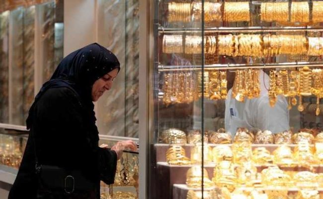 “أشعر بالعار”.. نساء عربيات يبعن ذهبهن لإنقاذ أطفالهن والأسوأ كان رد فعل الأزواج