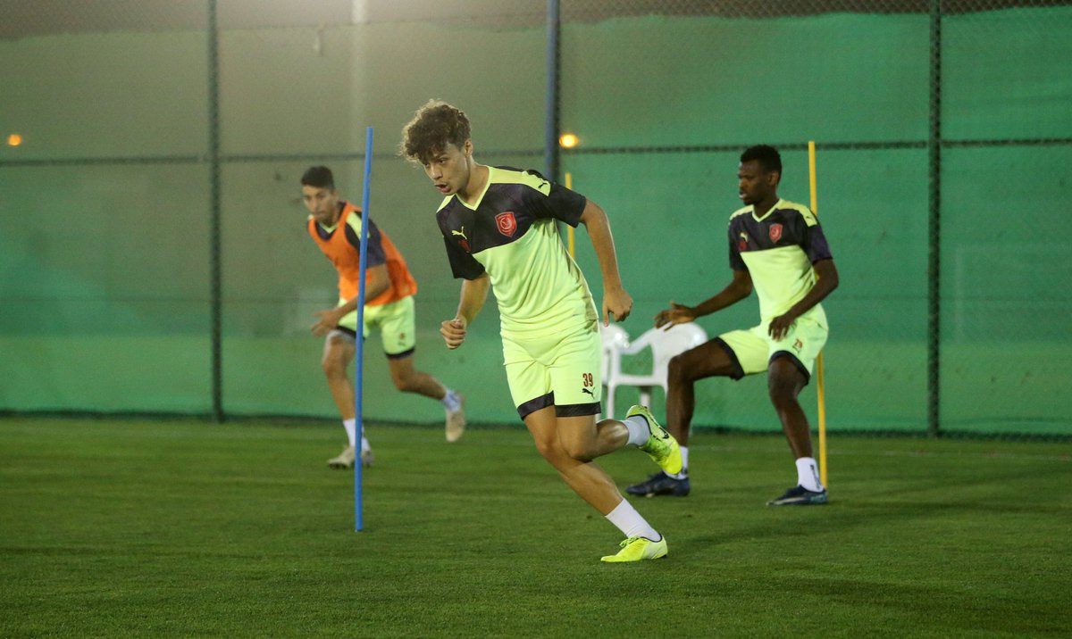 لطفي نجل الأسطورة الجزائري رابح ماجر