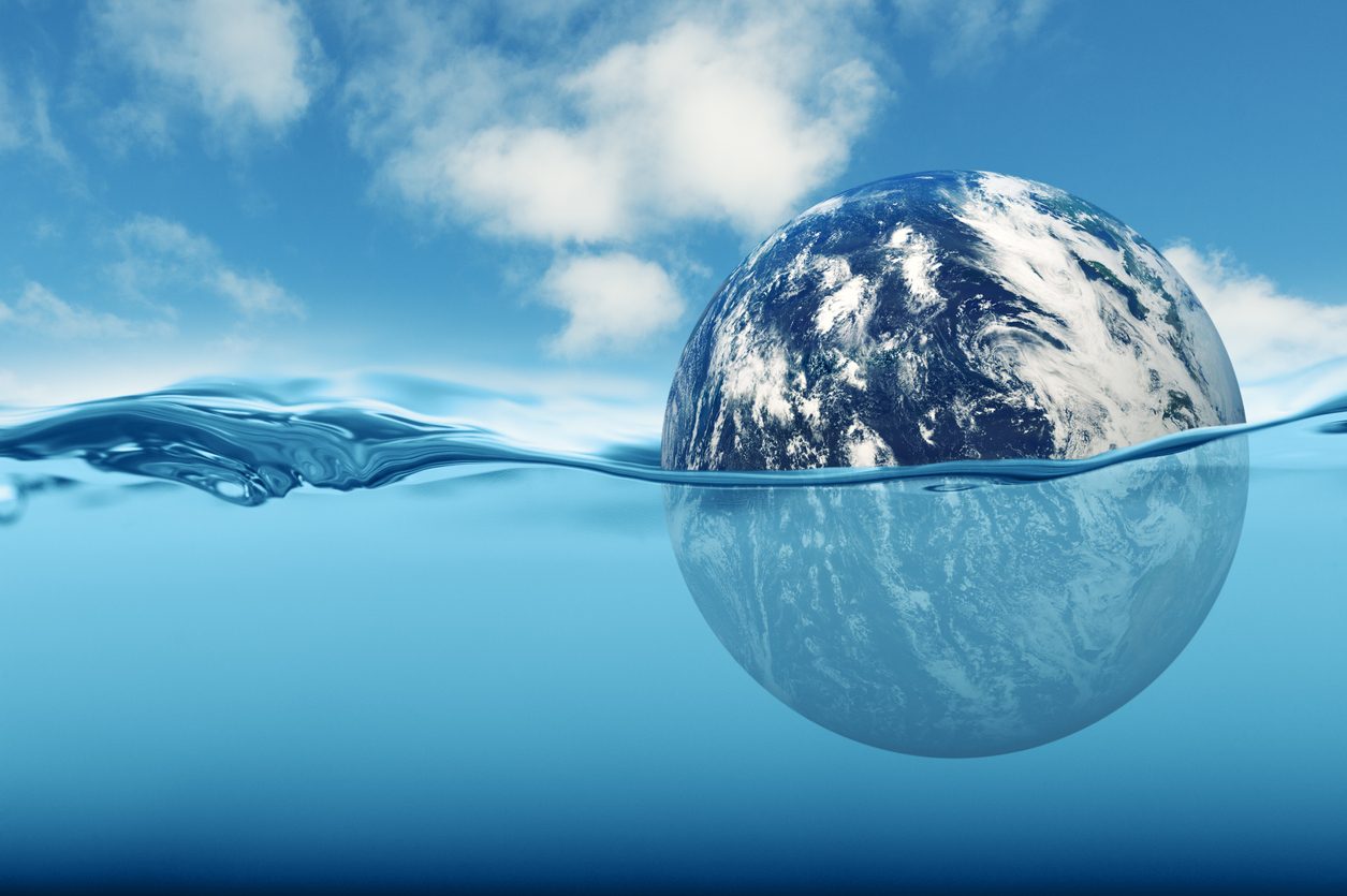 من يملك المحيطات