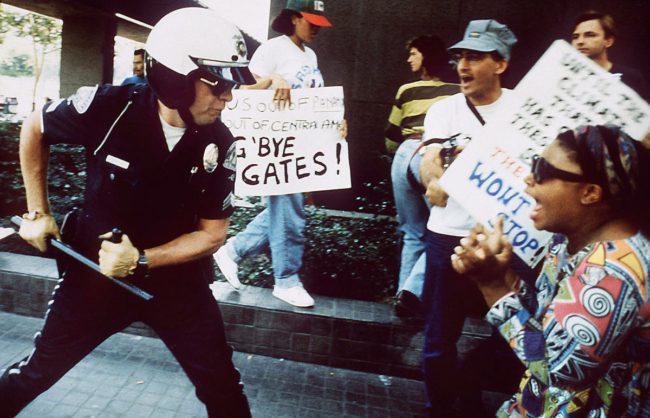 ما أشبه اليوم بالبارحة! إليك خلفيات الشغب في لوس أنجلوس عام 1992