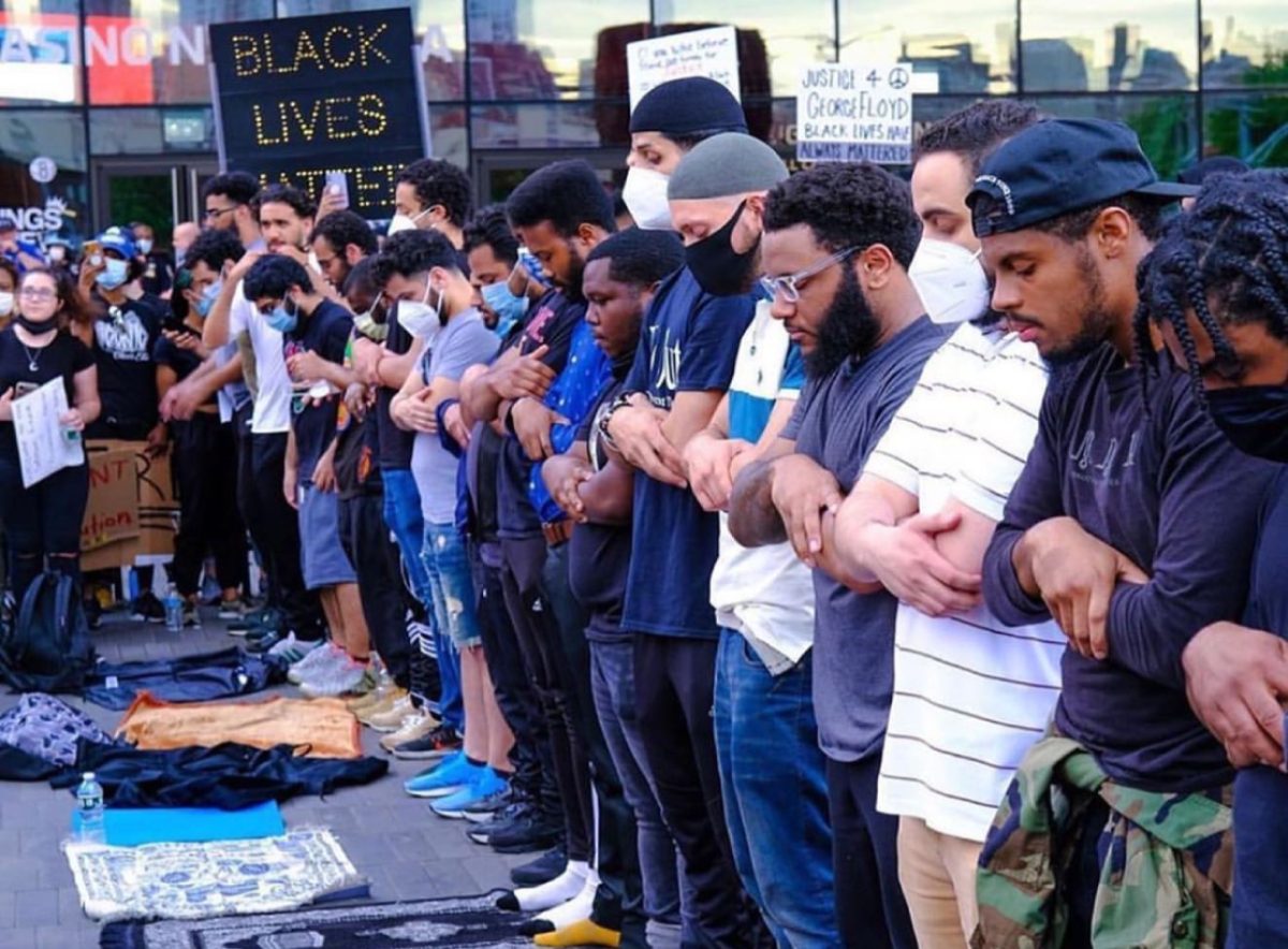 مراقَبون أكثر من غيرهم! تعقُّب الشرطة الأمريكية للمسلمين يثير مخاوفهم وسط قمع احتجاجات السود