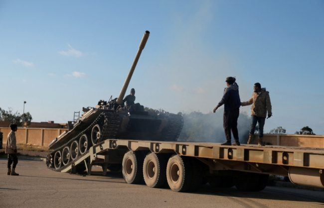 ميليشيا حفتر ترفض فتح الطريق الساحلي.. و”الرئاسي الليبي” يدعو للتنسيق بين طرفي النزاع