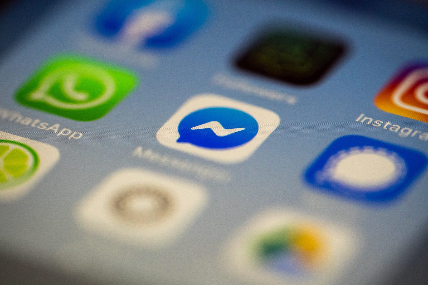 شركة التجسس الإسرائيلية مُتهمة باستغلال ثغرة في خدمة الرسائل الفورية واتساب