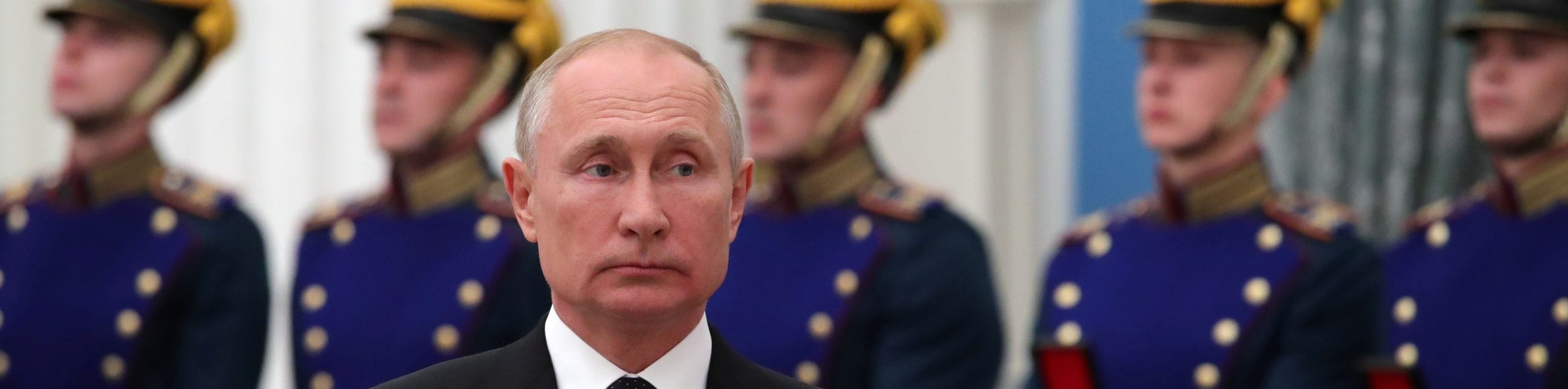 “سيأتي بوتين بعد بوتين”.. كيف سيعزز استفتاء الدستور الروسي سلطات الرئيس كما لم تكن من قبل؟