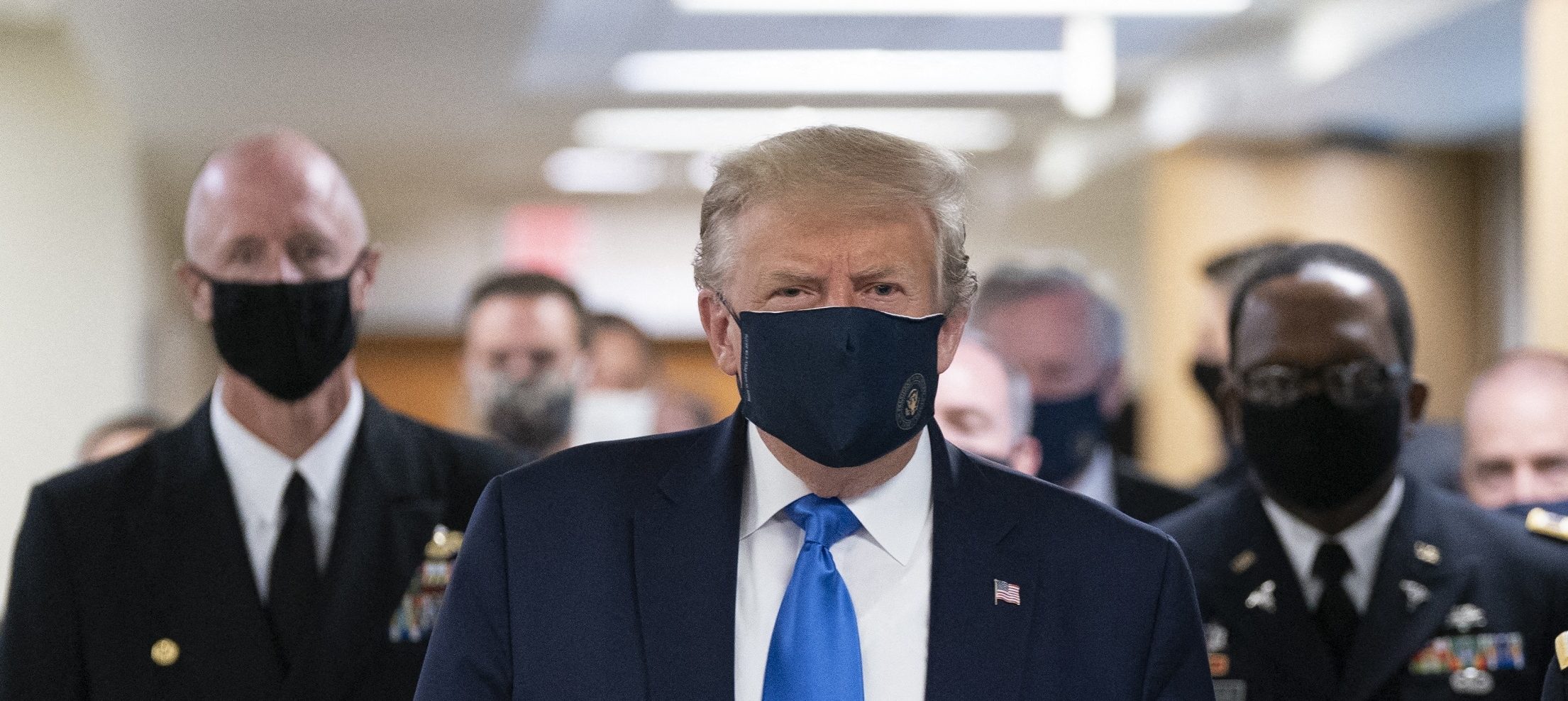 بعضهم خرج عن الصف.. طريقة تعامل ترامب مع أزمة كورونا تفرق حزبه الجمهوري، وقيادات بدأت بتجاهله