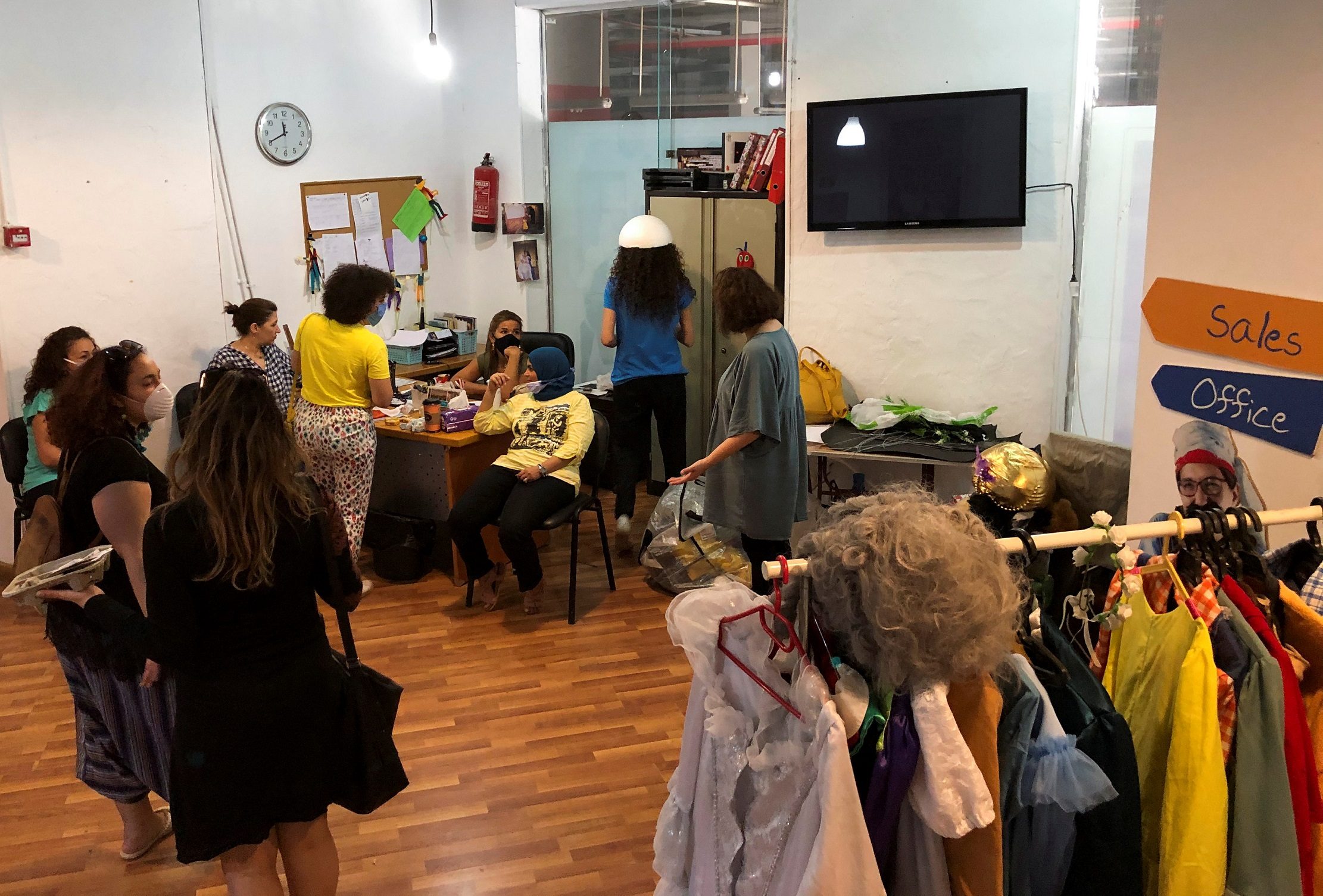 حزموا أمتعتهم مع بداية كورونا.. مصريون يجدون صعوبة في العودة للعمل حتى بعد رفع القيود