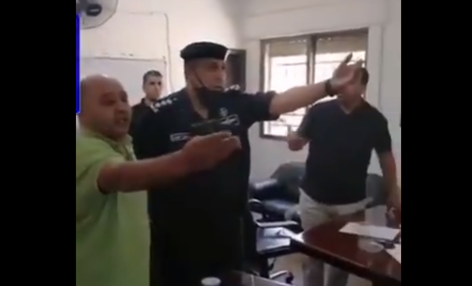 قوى أمنية تقتحم مقرات نقابة المعلمين في الأردن.. واعتقال يطال جميع أعضاء مجلسها (فيديو)