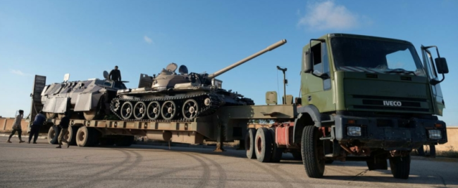 الجيش الجزائري يحذّر من تحوُّل ليبيا لـ”صومال جديد”.. عارض تسليح القبائل ووصف الوضع بالخطير