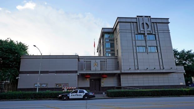 جواسيس بمسمى باحثين.. فوكس نيوز تنشر وثائق لـ”إف بي آي” تفيد بتورط قنصلية صينية بأمريكا بإيواء عملاء