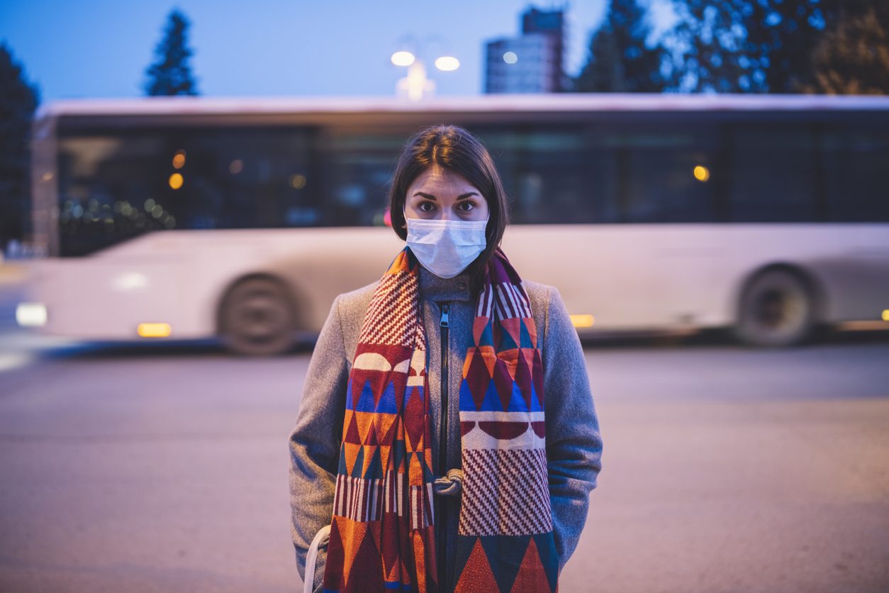 أبرز المواقف المتناقضة لمنظمة الصحة بخصوص فيروس كورونا