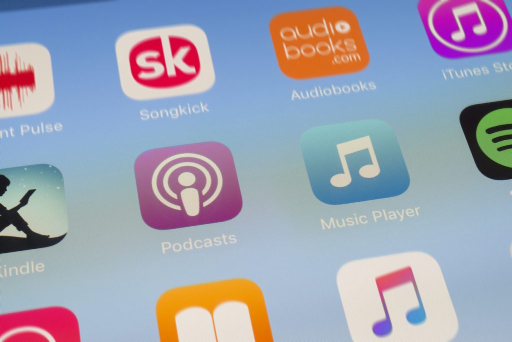 توصيل ومزامنة iTunes (Istock)