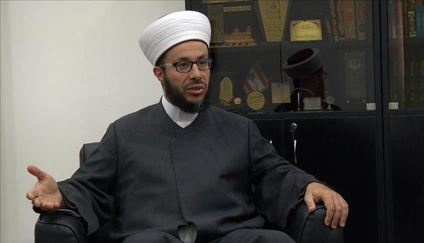 اتهم ساسة لبنان بـ”نشر الظلم”.. خطيب العيد في بيروت ينتقد الحكومة بحضور ممثلين عنها وشخصيات عسكرية