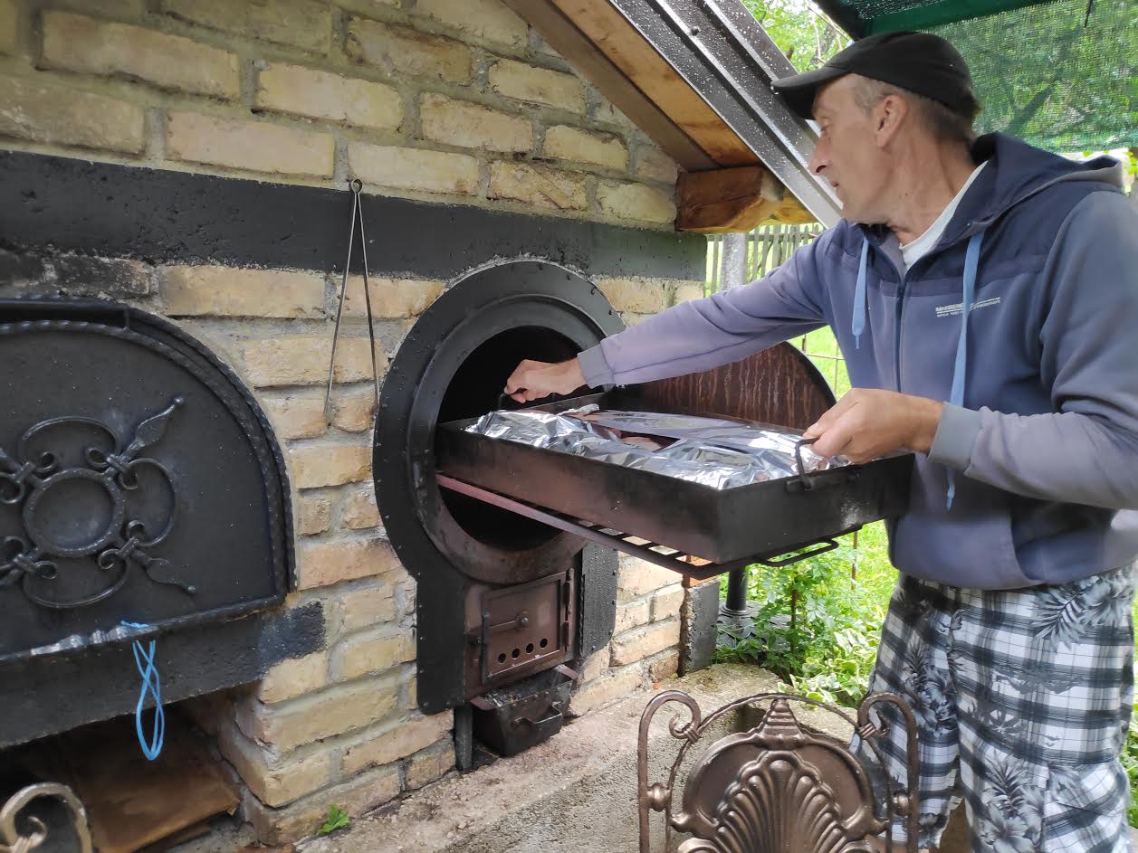 لا عيد بدون بقلاوة مع القهوة المحلية.. هكذا يعيش البوسنيون أول أيام عيد الأضحى