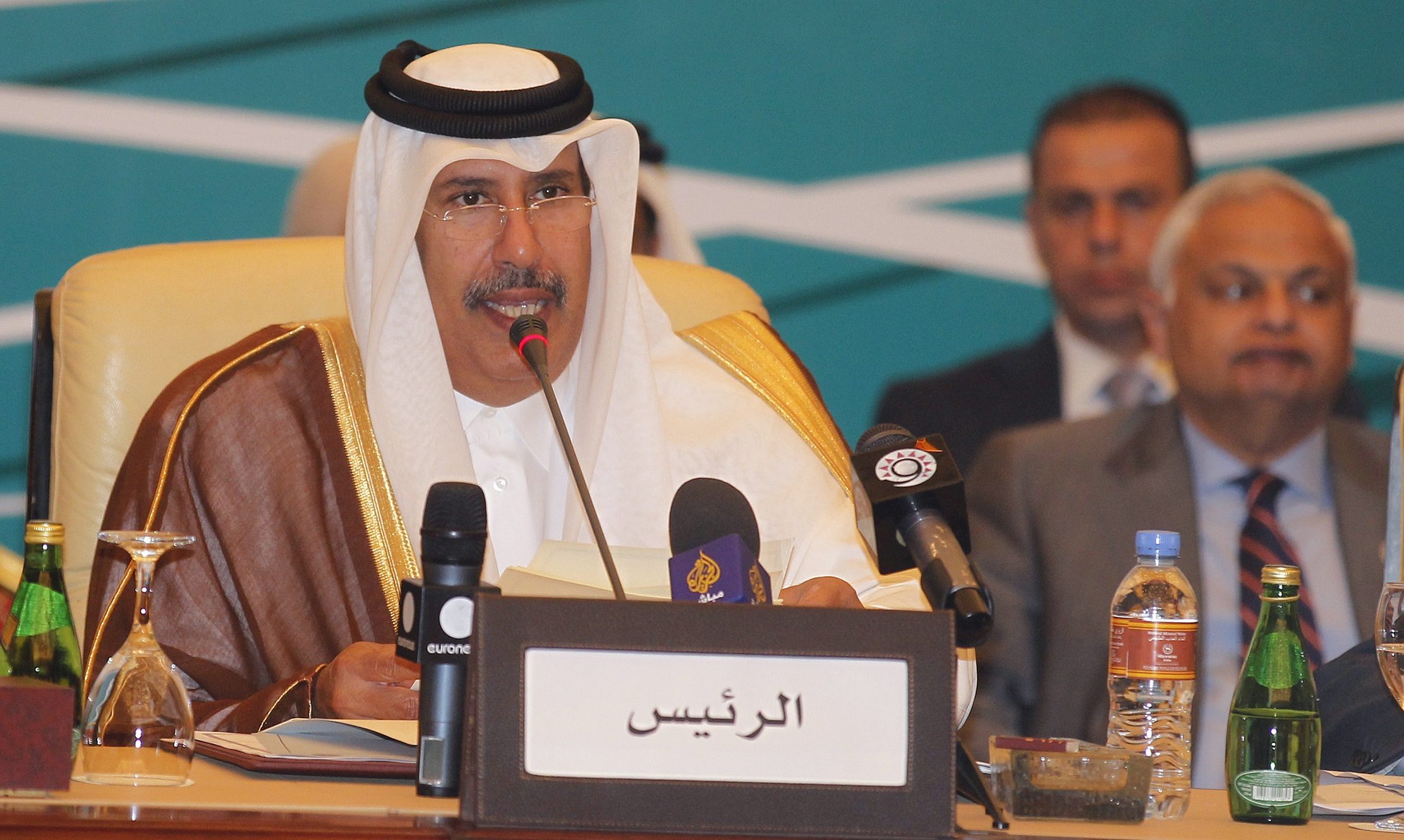 “قوموا بمصالحة داخلية واتركوا المغامرات”.. حمد بن جاسم يوجه نصائح للسعودية لتخفيف الاحتقان