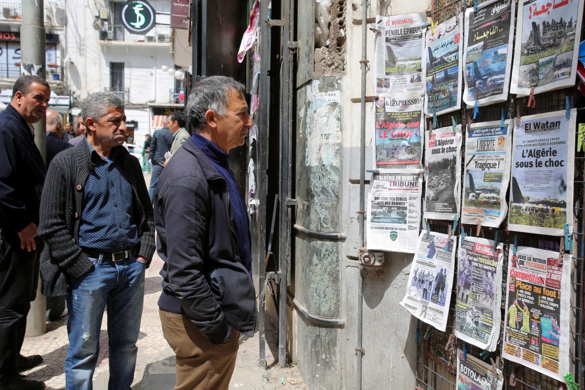 قانون الإشهار الفاسد وتوابعه.. كيف تم تدمير الصحافة في الجزائر؟