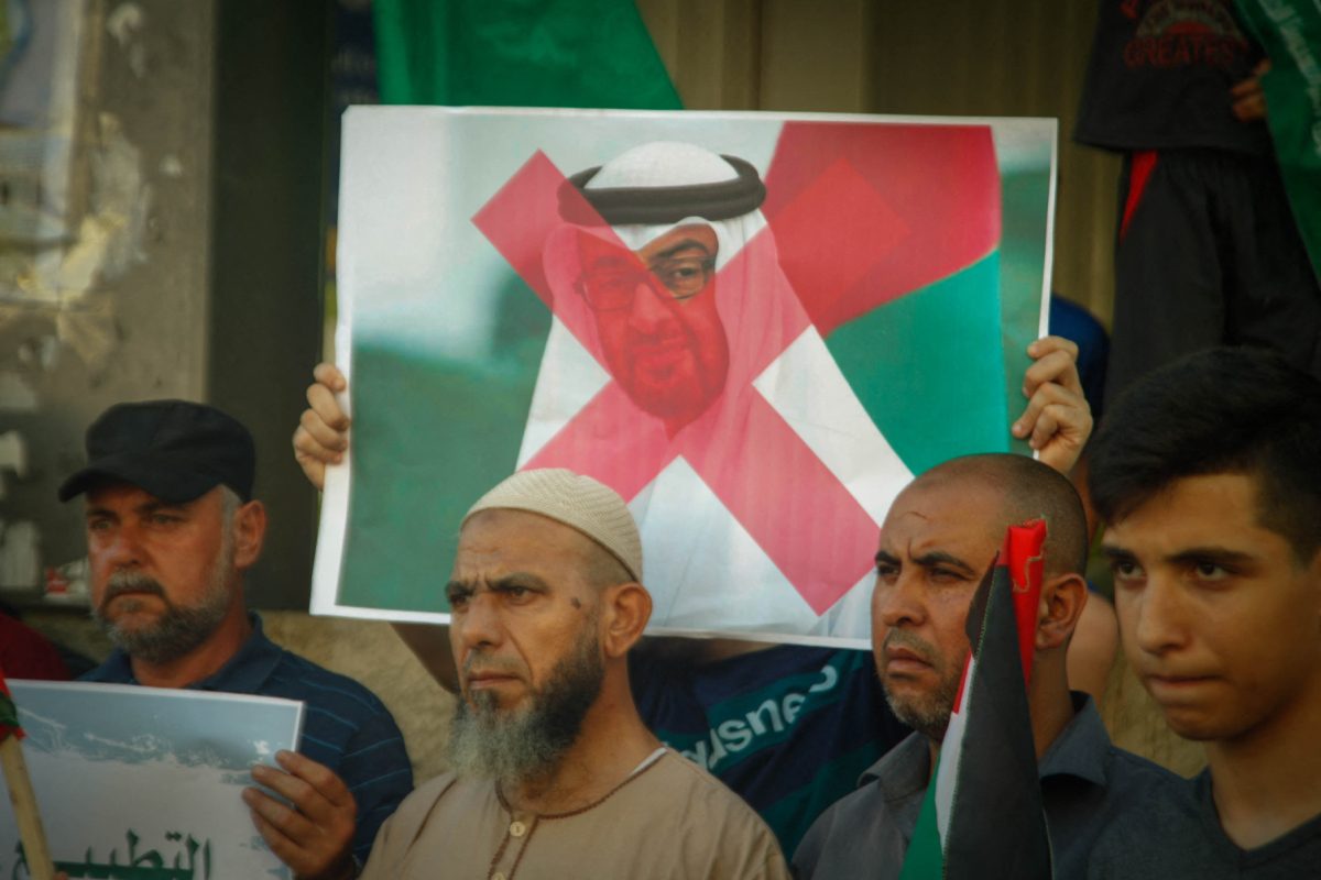 أود أن أسأل 2020: هل هناك لكمة أخرى بعد اتفاق الخضوع والخنوع لإسرائيل؟