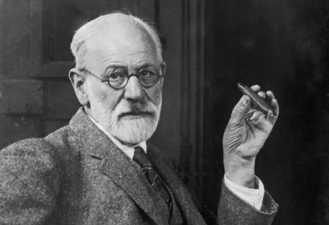 فخ فرويد: قرن من العلاقات الجنسيّة بين المرضى والمعالجين في عيادات الطب النفسي