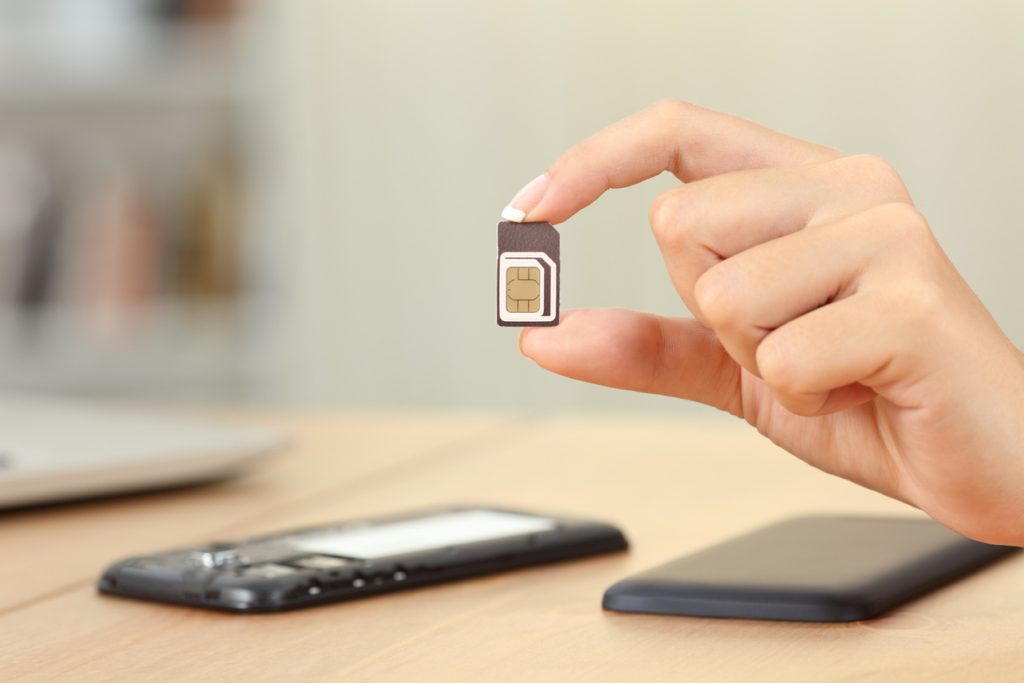بطاقة SIM (Istock)
