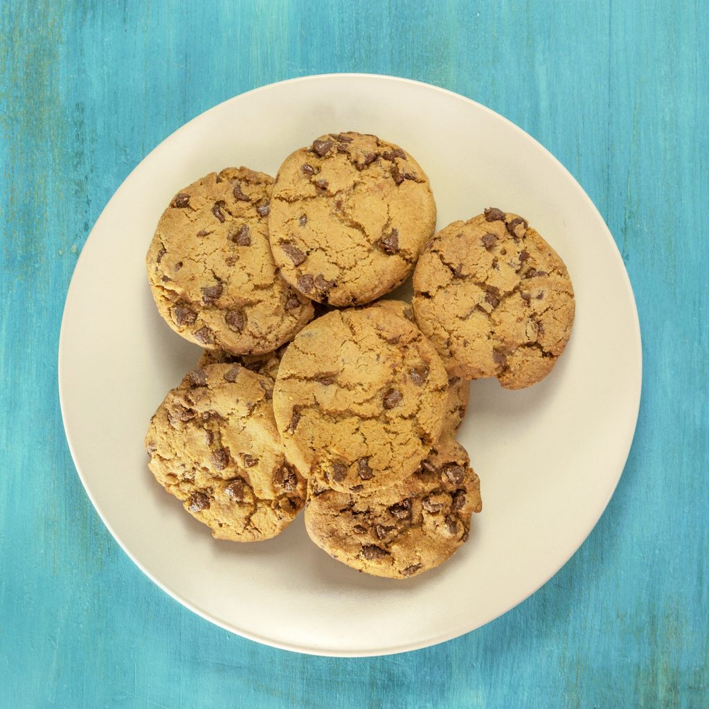 دون الإضرار بحميتك الغذائية.. إليك طريقة تحضير الكوكيز الخالي من الغلوتين