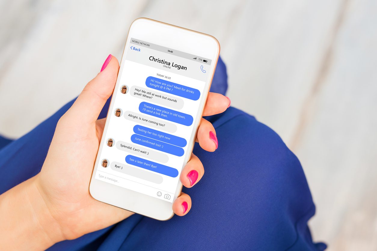 فيسبوك تبدأ دمج تطبيقي إنستغرام وماسنجر في تحديث جديد