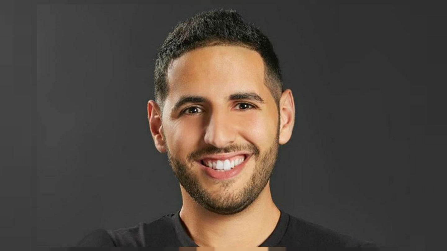 ناس دايلي.. كيف تخدع العالم في دقيقة واحدة؟