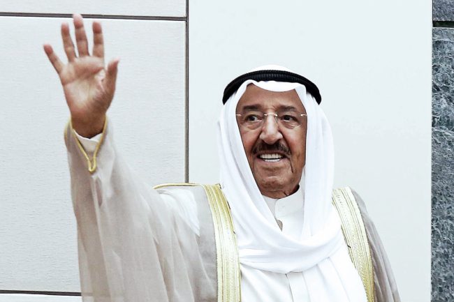 هل أصبحت وساطة عُمان والكويت بالخليج في مهب الريح بعد وفاة رموز الدبلوماسية؟