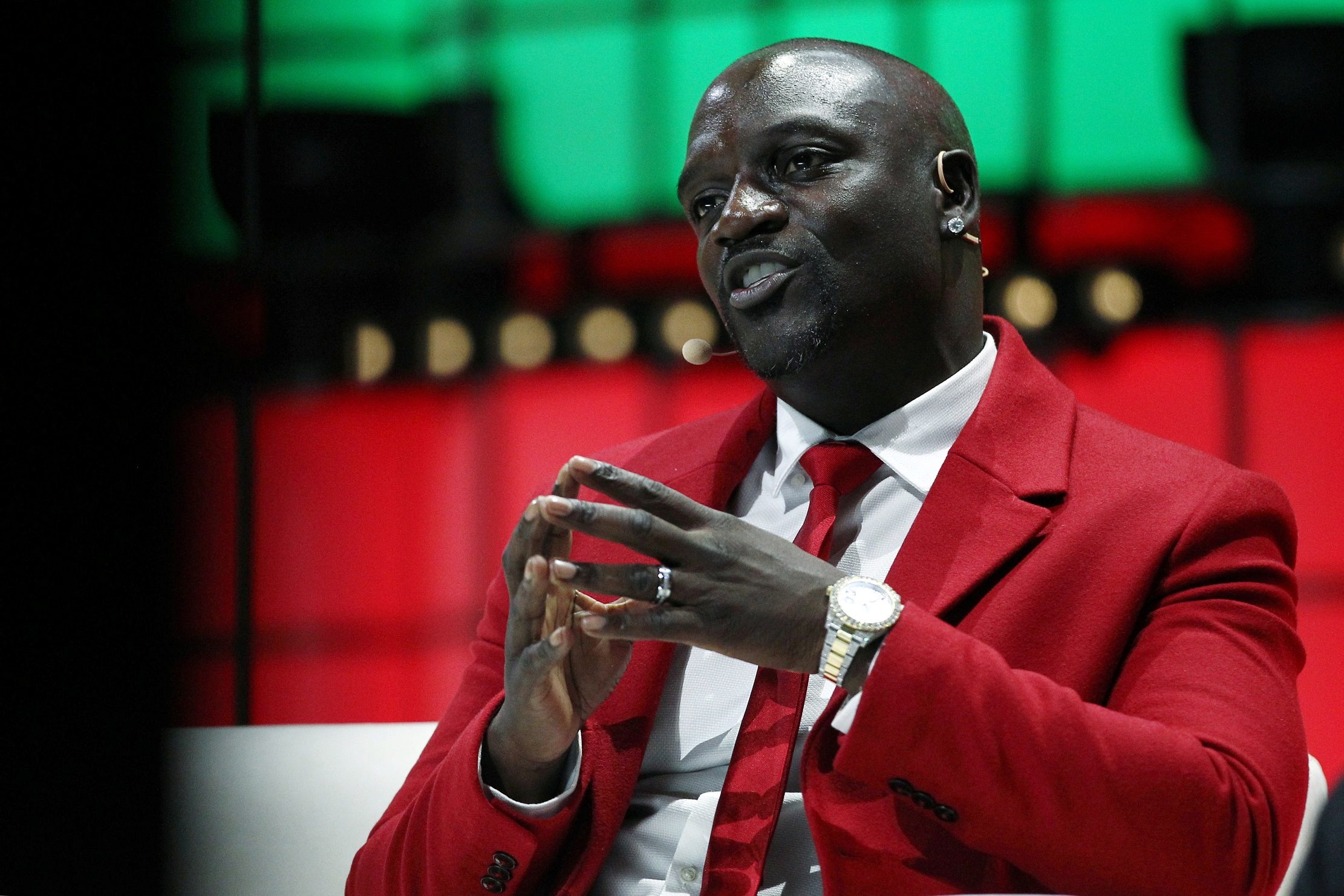 لها عملة خاصة ومستوحاة من فيلم خيالي.. مغنٍّ أمريكي يكشف خطوات بناء مدينةٍ هدفها إعادة الأفارقة لموطنهم الأصلي