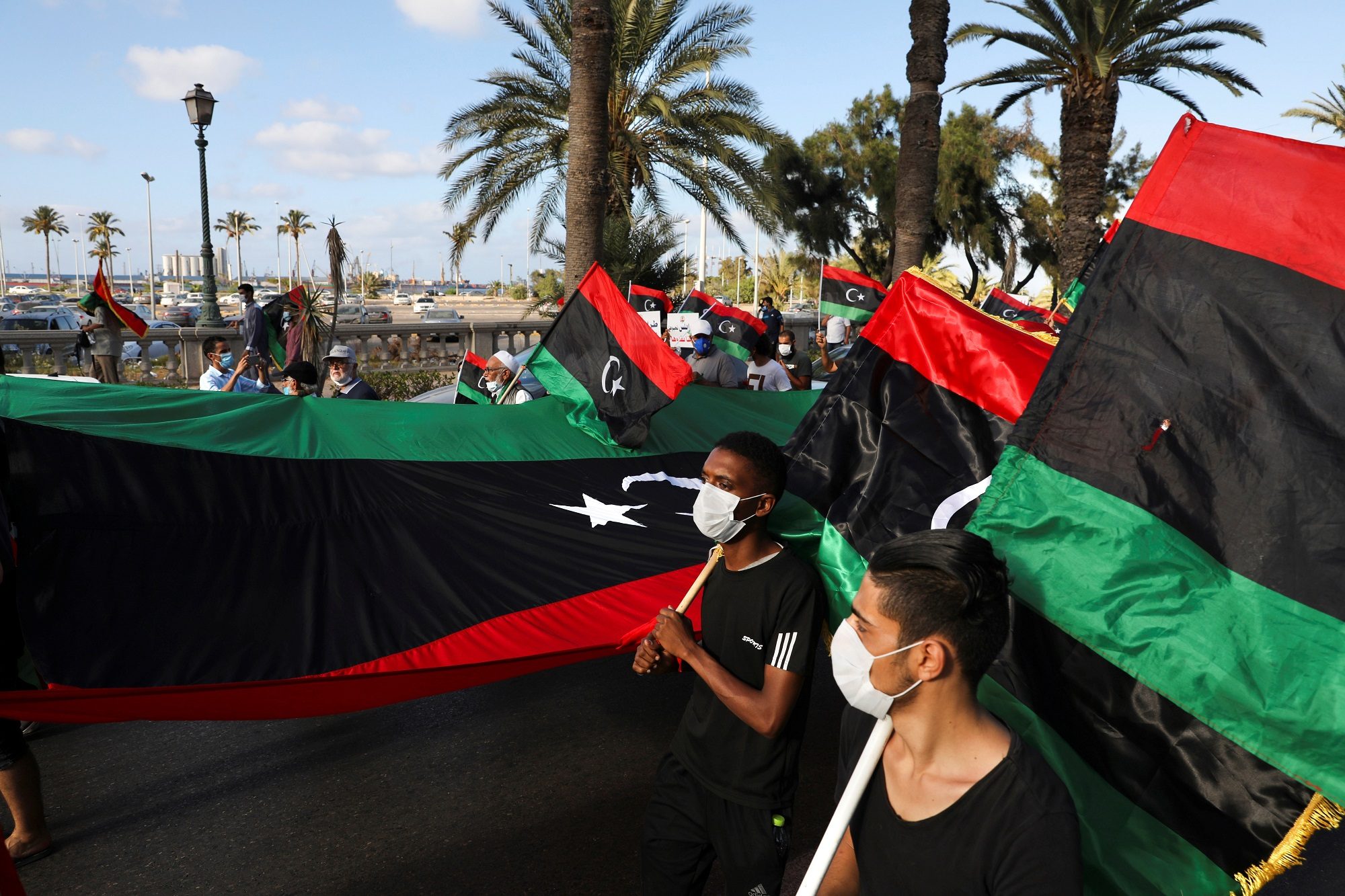 الفرقاء الليبيون يجتمعون بالمغرب.. لقاءات تشاورية جديدة بين ممثلين عن الحكومة وبرلمان طبرق