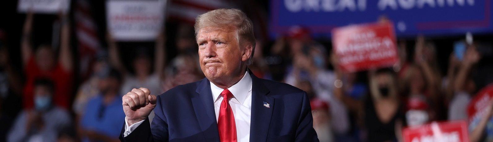 ترامب المتعثر في استطلاعات الرأي يلجأ لـ”الولايات المتأرجحة”.. تحرك مهم للرئيس قبل انتخابات أمريكا