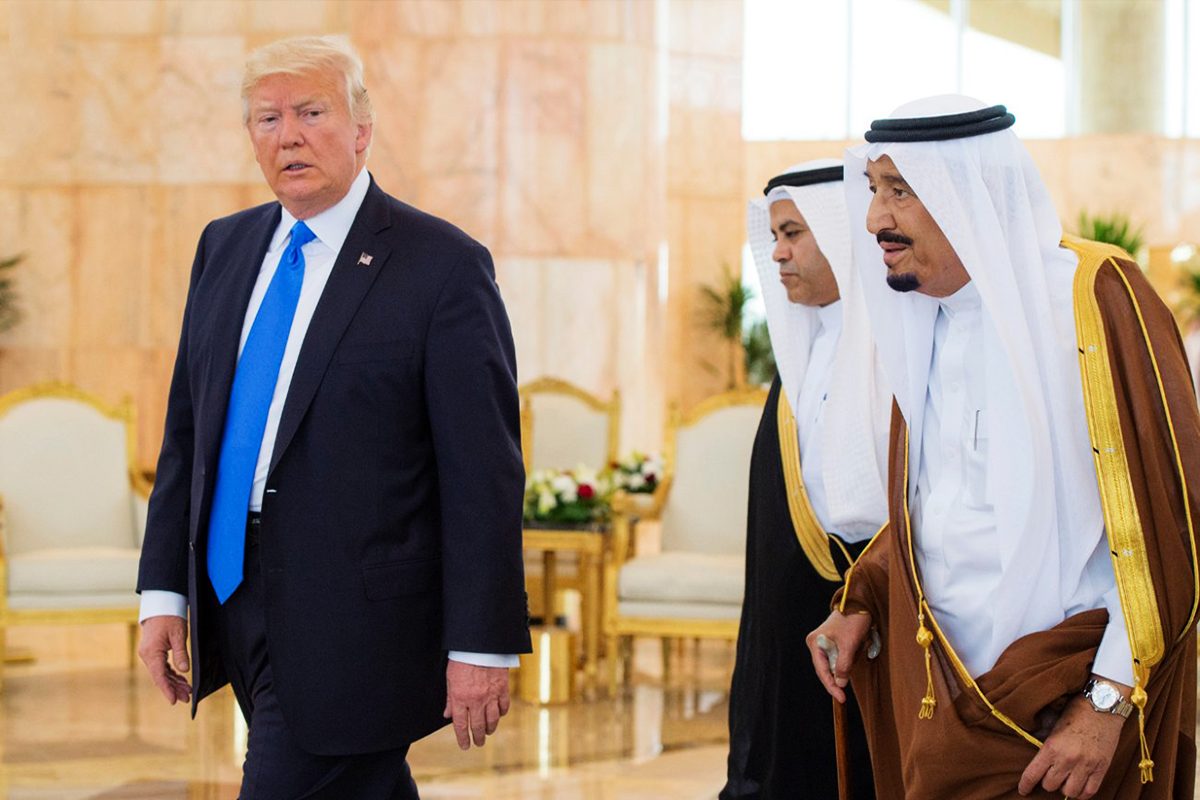 “الجائزة الكبرى هي السعودية”.. فورين بوليسي: ترامب يُكثِف الضغط على دول عربية للتطبيع مع إسرائيل