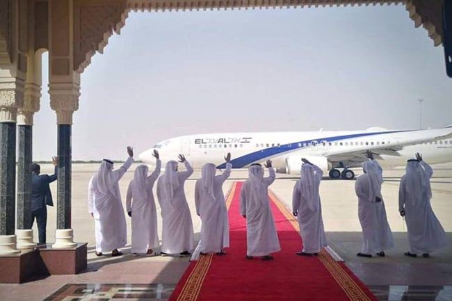 كيف تسعى الإمارات لتعويض خسائرها التي تسببت بها جائحة كورونا باتفاقية التطبيع مع إسرائيل؟