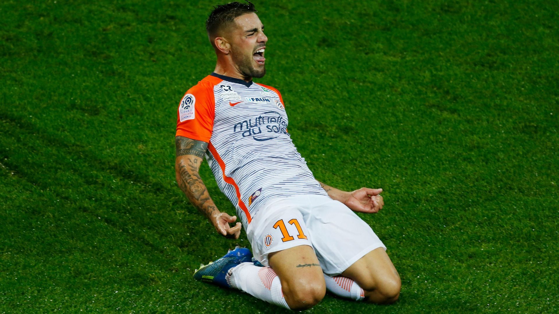 اعتدى على رجال شرطة وأهانهم وسرق كارفور.. كيف تحول الجزائري ديلور من “زومبي” إلى نجم الدوري الفرنسي؟