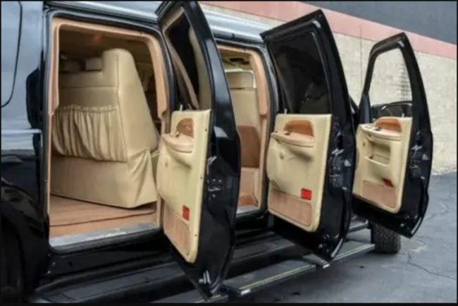 صور.. “سيارة ملك الأردن” المعروضة للبيع، محمية من الهجمات البيولوجية، مقابضها مكهربة صممت كأنها دبابة