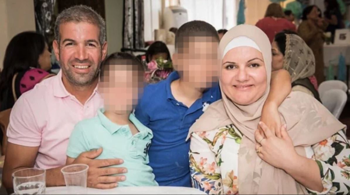 سجن مواطن أسترالي مصري بسبب منشور على “فيسبوك”.. يدير مصنعاً في سيدني وكان في زيارة للقاهرة