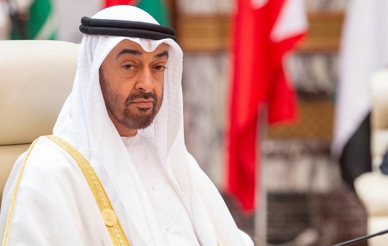 مسؤولة سابقة في رايتس ووتش تكشف محاولة بن زايد رشوتهم/ رويترز