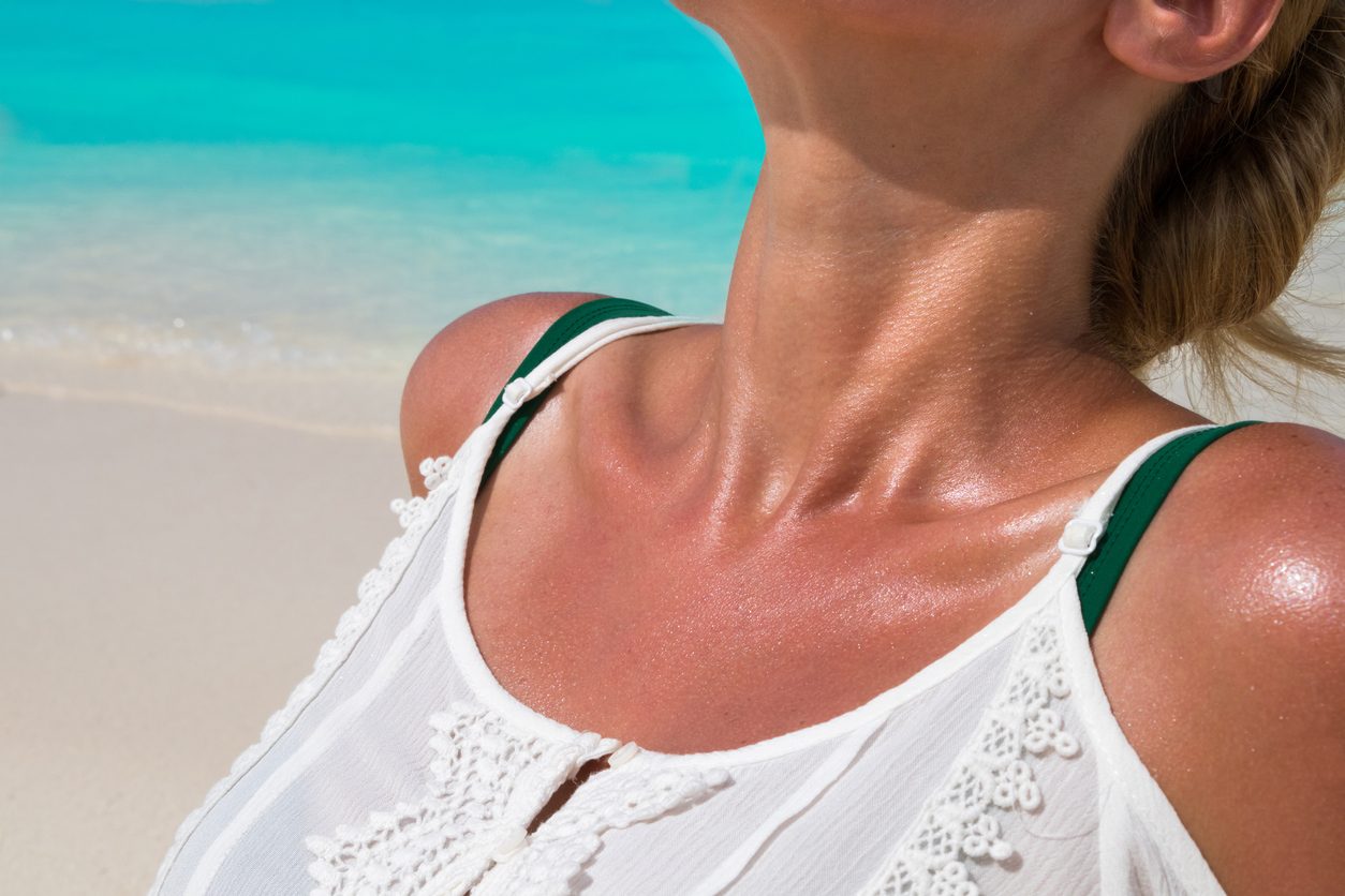 لهذا يجب الامتناع تماماً عن استخدام زيت الأطفال لاكتساب السمرة