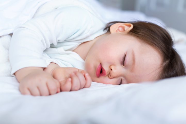 istock\ نوم الأطفال 