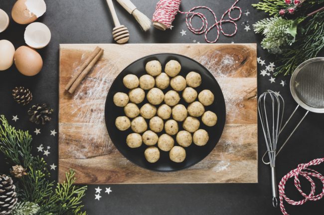 رائحتها شهيّة ولذيذة مع فنجان الشاي.. إليك وصفة خلية النحل