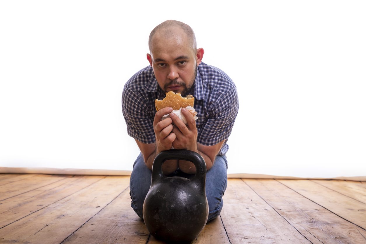 تناول الطعام قبل ممارسة الرياضة تناول الطعام بعد ممارسة الرياضة