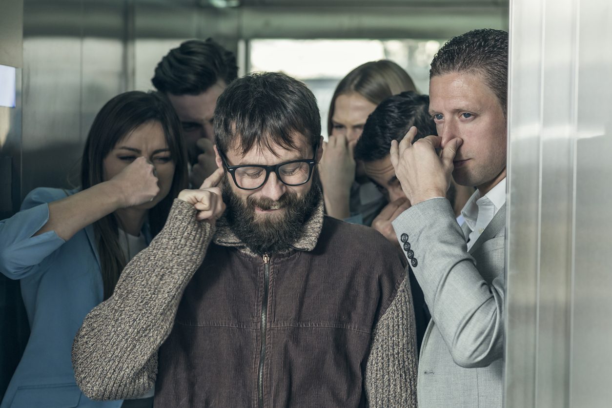 الفوائد الصحية لإطلاق الريح