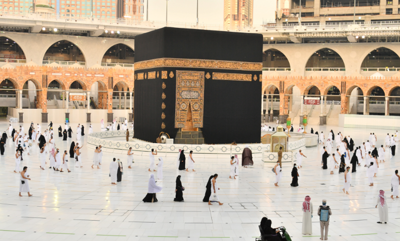 معتمرَيْن جزائريَّين بمكة الجزائر قتل