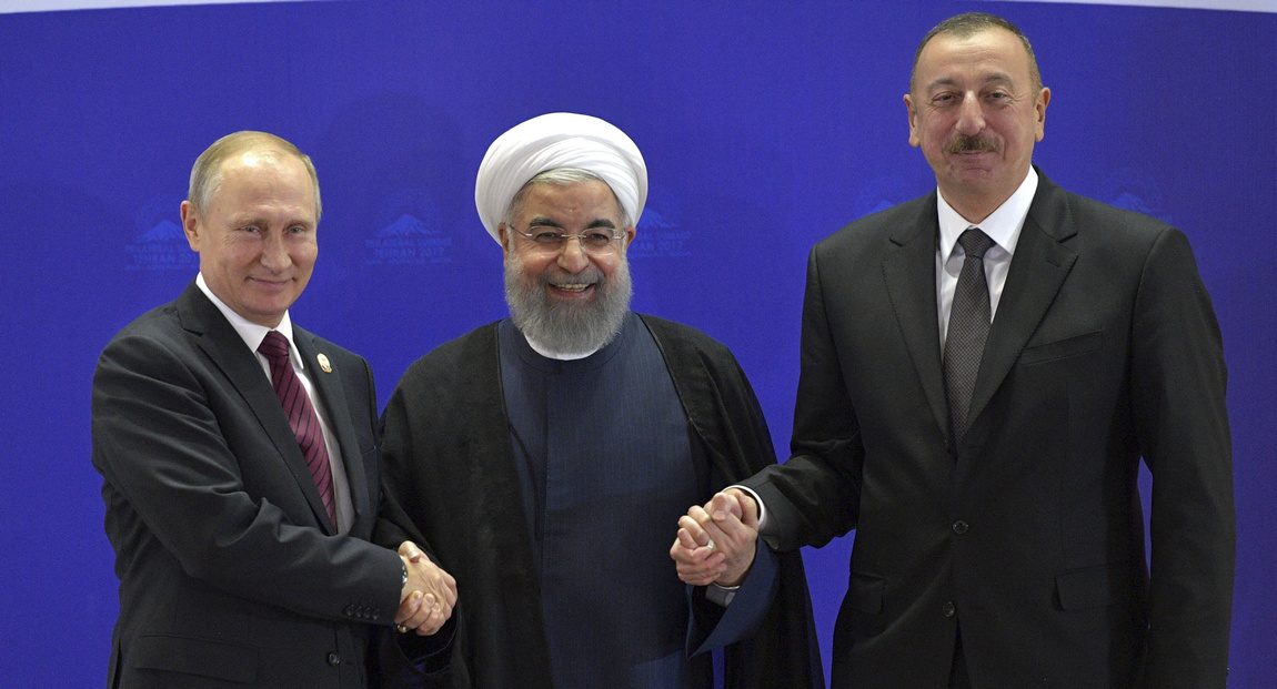 تلمح لدعم أذربيجان وتمرر السلاح الروسي لأرمينيا.. تفاصيل الأزمة الداخلية الإيرانية التي اندلعت بسبب حرب القوقاز