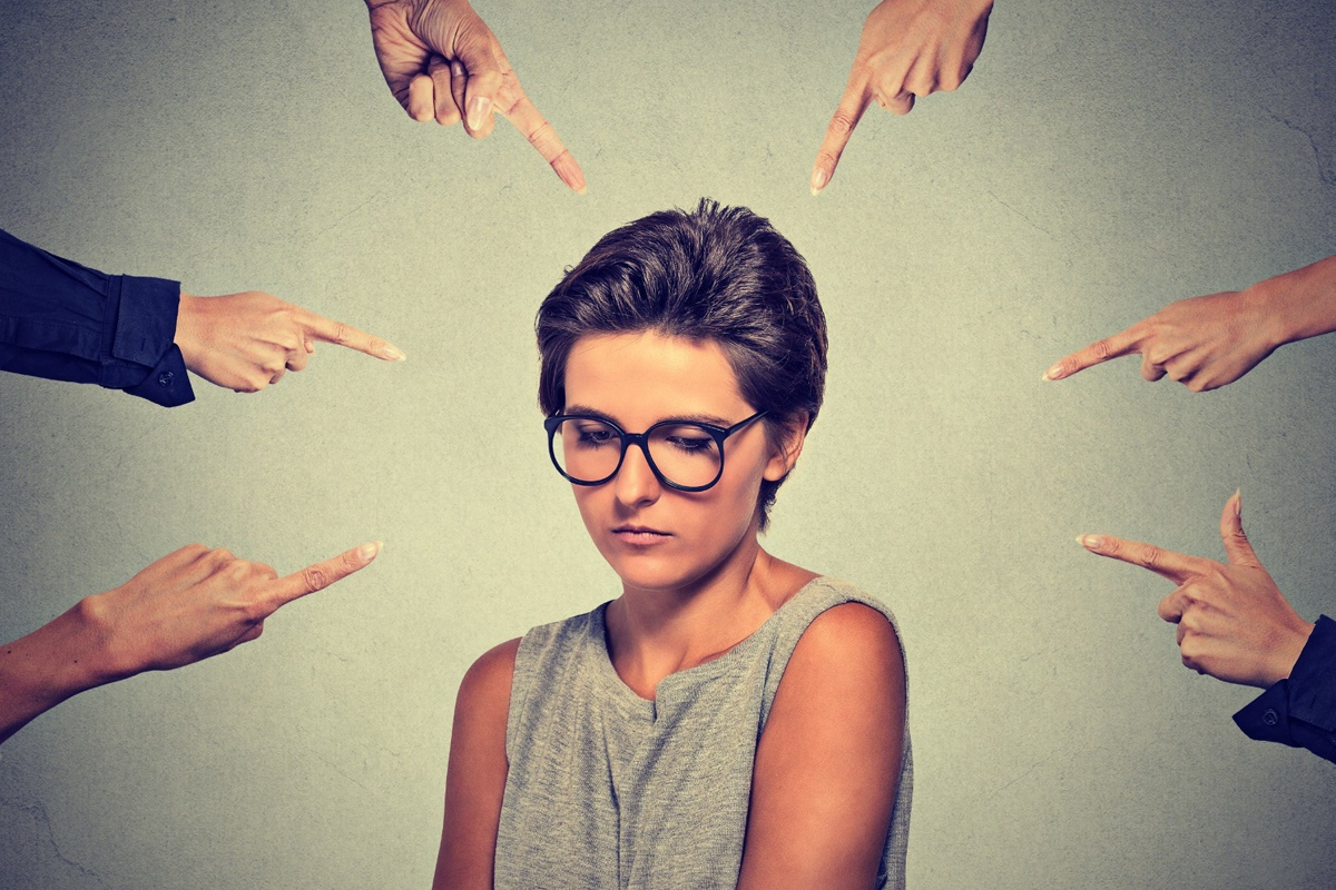 حتى لا يؤثر عليك ويهز ثقتك بنفسك.. كيف تواجهين الانتقاد وتتعافين منه؟