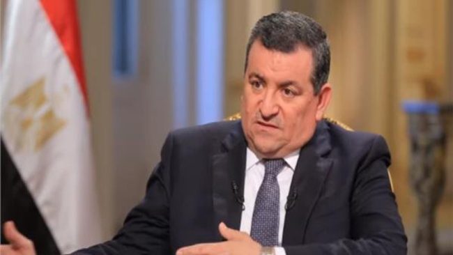 إعلام يأخذ أوامره بالهاتف وحقائب وزارية للترضية.. هل يحق للعرب السخرية من حال أمريكا؟