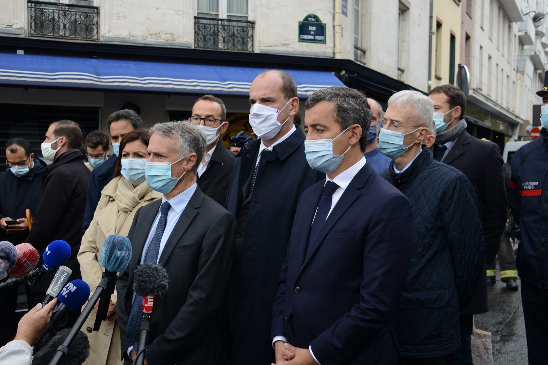 نشر صورة الضحية بعد قطع رأسه.. الادعاء الفرنسي يكشف تفاصيل جديدة عن “جريمة الأستاذ”