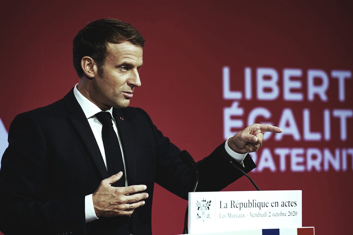 رغم التحديات والعواقب.. لماذا لن يتخلى ماكرون عن معركته مع الإسلام بسهولة؟